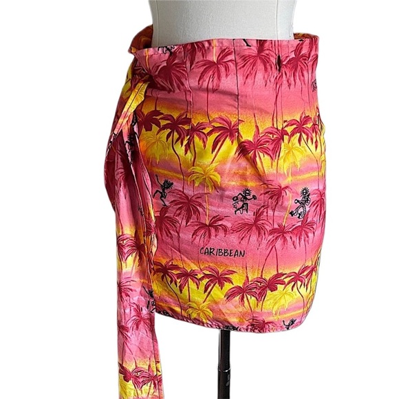 RARE Rima Caribbean wrap mini skirt silky pink red print Hawaiian barbie style - Picture 1 of 10